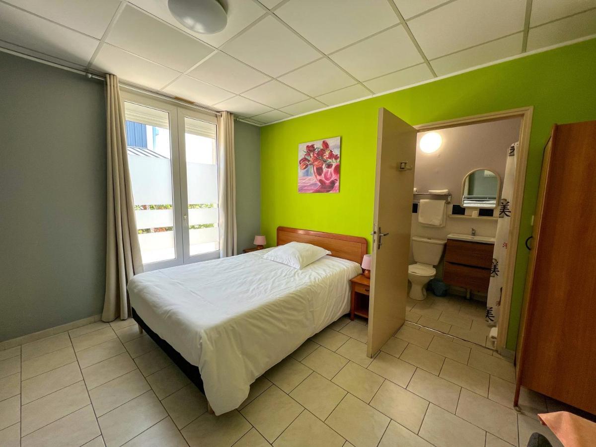 Hotel Le Petit Logis Beaumont-en-Véron Zewnętrze zdjęcie