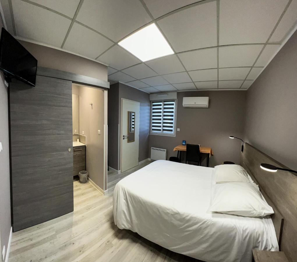 Hotel Le Petit Logis Beaumont-en-Véron Zewnętrze zdjęcie