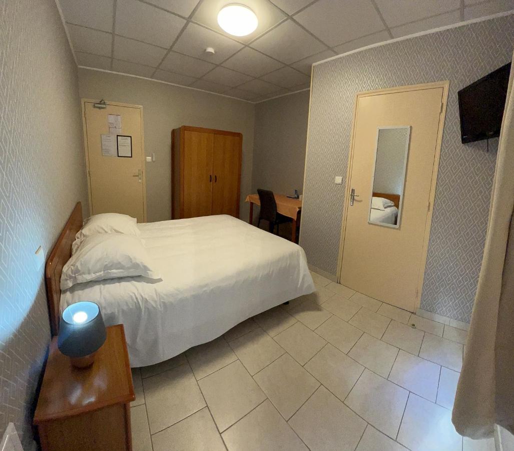 Hotel Le Petit Logis Beaumont-en-Véron Zewnętrze zdjęcie