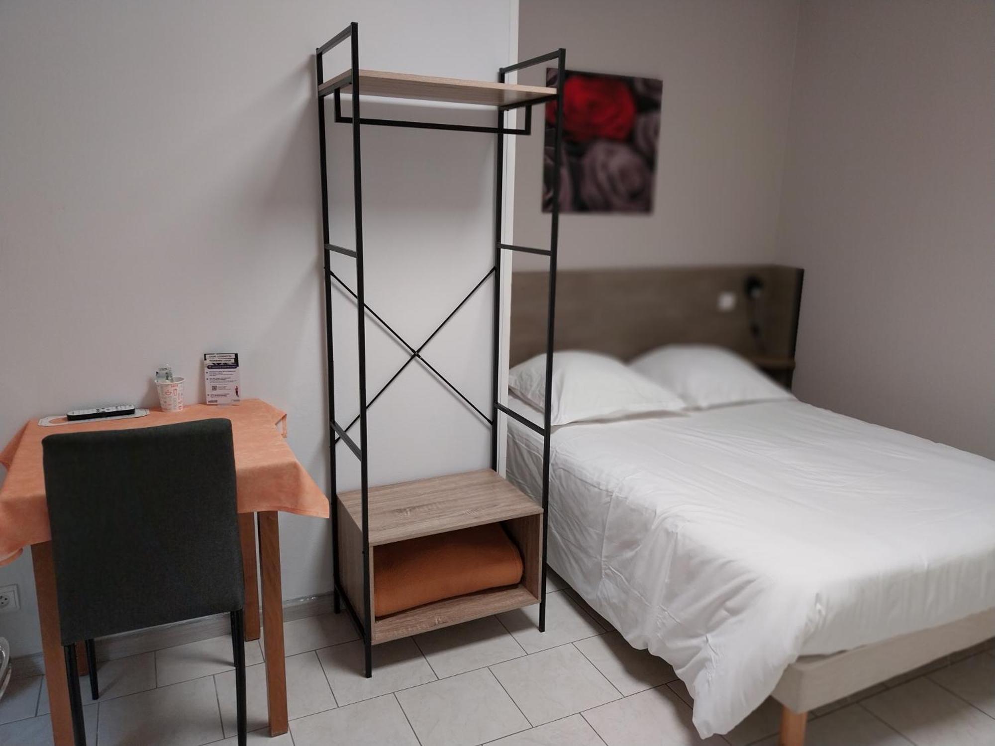 Hotel Le Petit Logis Beaumont-en-Véron Zewnętrze zdjęcie