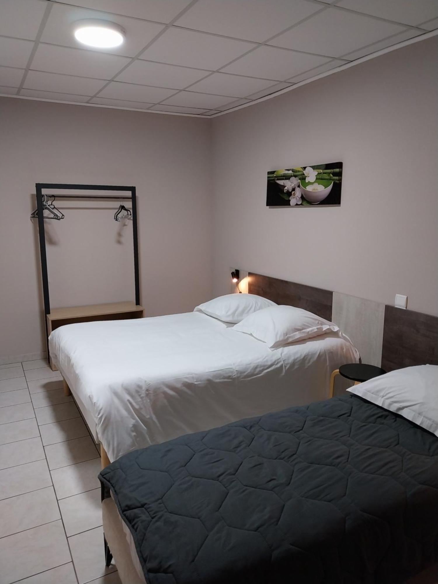 Hotel Le Petit Logis Beaumont-en-Véron Zewnętrze zdjęcie